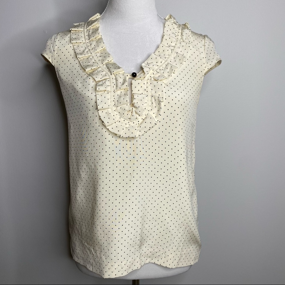 Kate Spade cap sleeve cream and black polka dot silk blouse top size x small